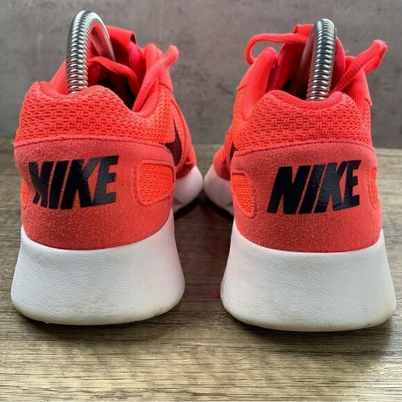 Nike~Kaishi Crimson~Women’s Running Shoes Neon Pink~Size 8 - Picture 4 of 9